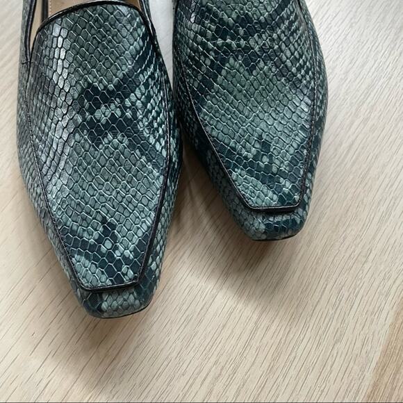Vince Camuto Kallassa Bluestone Snake Print Leather Loafer size 5.5M shoes - Picture 5 of 10